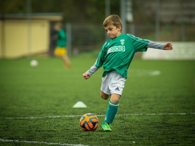 Testy sprawnościowe kandydatów do klasy sportowej o profilu: Piłka Nożna Testy sprawnościowe kandydatów do klasy sportowej o profilu: Piłka Nożna