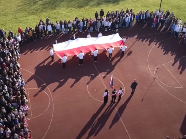 SzkołaDoHymnu 2025 w SP6 Kwidzyn